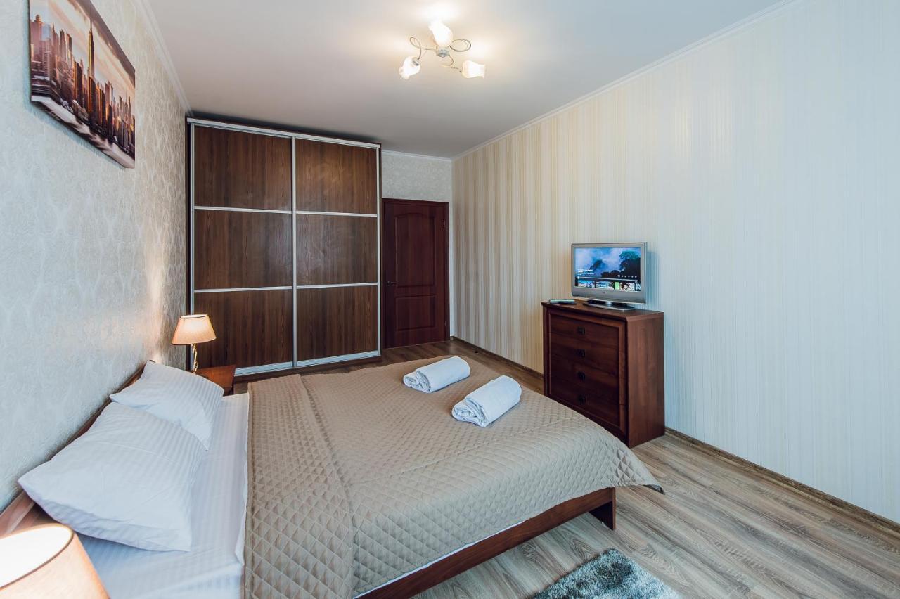 Apartments Киев Екстериор снимка