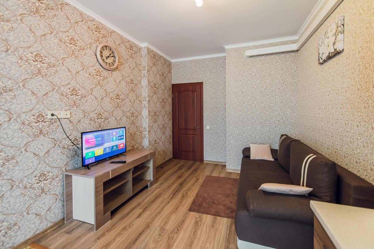 Apartments Киев Екстериор снимка